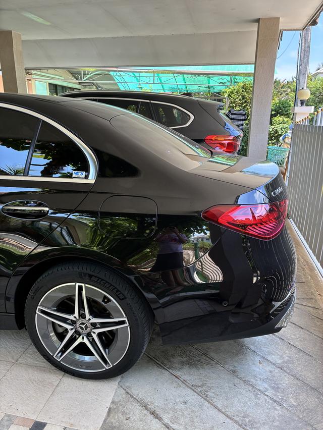 รถยนต์ Mercedes Benz