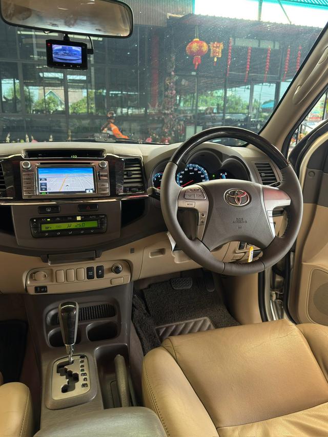TOYOTA FORTUNER 3.0V NAVI ปี 2013 จด 16 รูปที่ 10