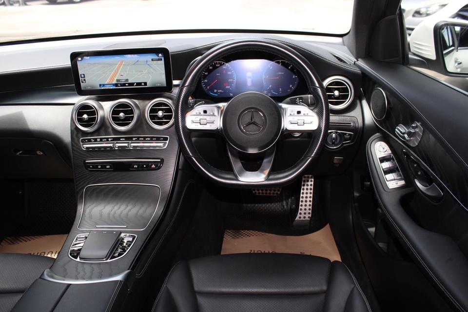 2021 MERCEDES BENZ GLC 220d AMG FL