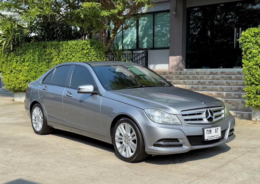 2014 BENZ C200 CGI W204 รถออกศูนย์ BENZ THAILAND รถวิ่งน้อย ประวัติ SERVICE ครบ รถไม่เคยมีอุบัติเหตุครับ