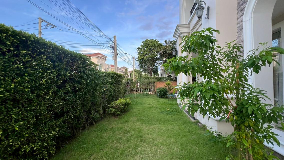 Two Grand Monaco for rent with private pool 3