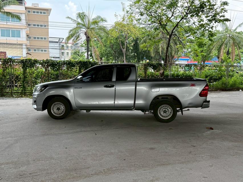 Toyota Revo 2.4j ZEdition Cab (เกียร์ธรรมดา) 8