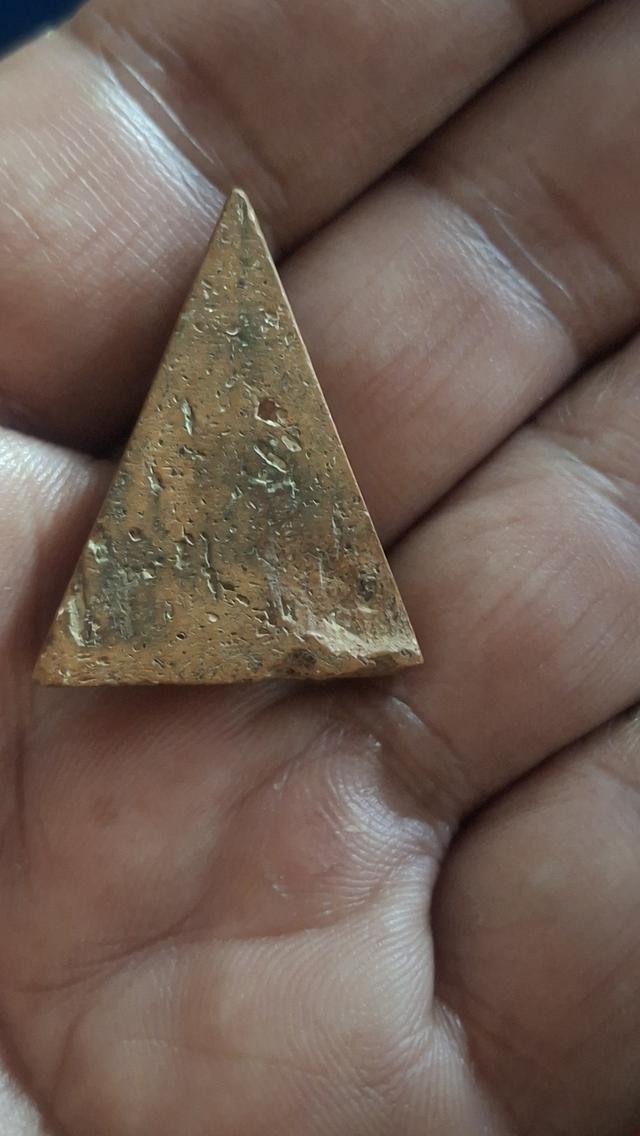 พระเครื่องกรุวัดวังเวียน จ.อยุทธยา รูปที่ 2