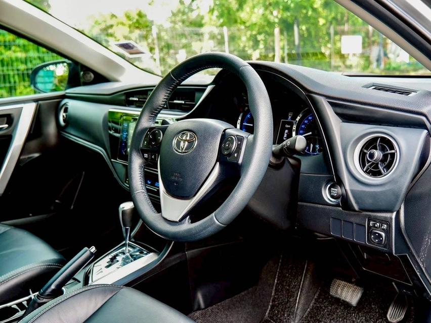 รหัสรถ PR323 Toyota Corolla Altis 1.8S Fulloption ปี 2018  12