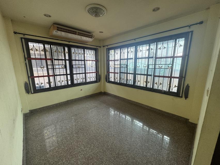 ขายบ้านเดี่ยว 2ชั้น พื้นที่เยอะ ราคาถูก 9