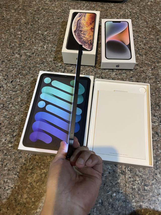 ขายiPadMini6สีSpace Black64กิ๊กWifi Celluer ใส่ซิมได้ยกกล่องอีมี่ตรงไร้รอยใช้งานดีถูกมากก 6