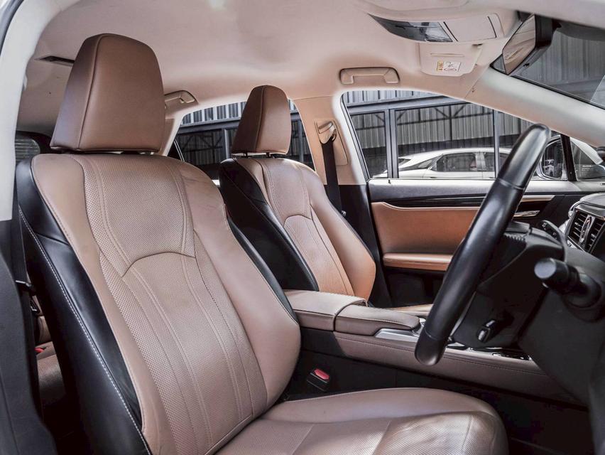 รหัสรถ 67GG5959 Lexus RX300 ปี 2019 16