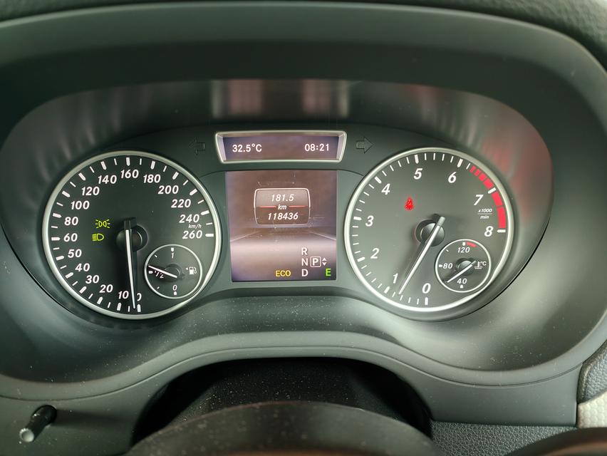 Benz B 200 1.6 Blue Efficiency ปี 13 8