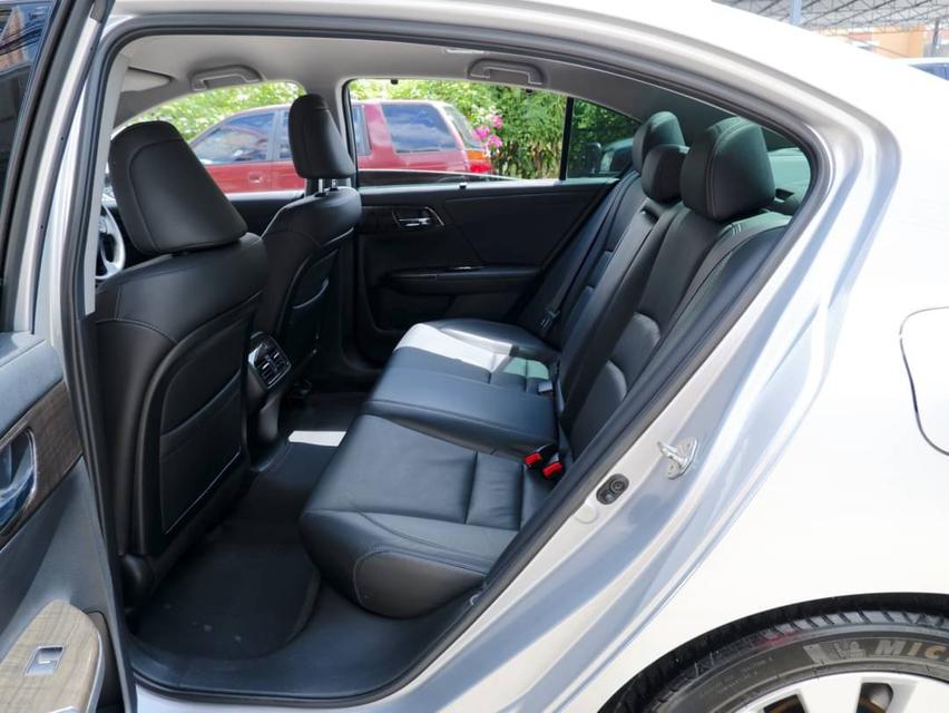 Honda Accord 2.0EL i-VTEC ปี 2016 เกียร์ AT สีบรอนซ์เงิน  ✔️ ไมล์แท้ 113,xxx กม. 5