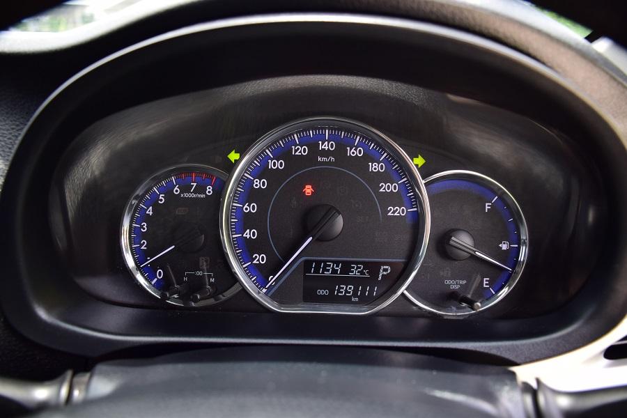 ผ่อน52xx บาท /ฟรีดาวน์ /รถสวยมือเดียว TOYOTA YARIS ATIV 1.2E ออโต้ มัลติฟังชั่นสื บลุทู๊ธCD MP3 ABS USB AIRBAG กุญแจรีโมท ยางปี2025ขับดี โทร0957401229 10