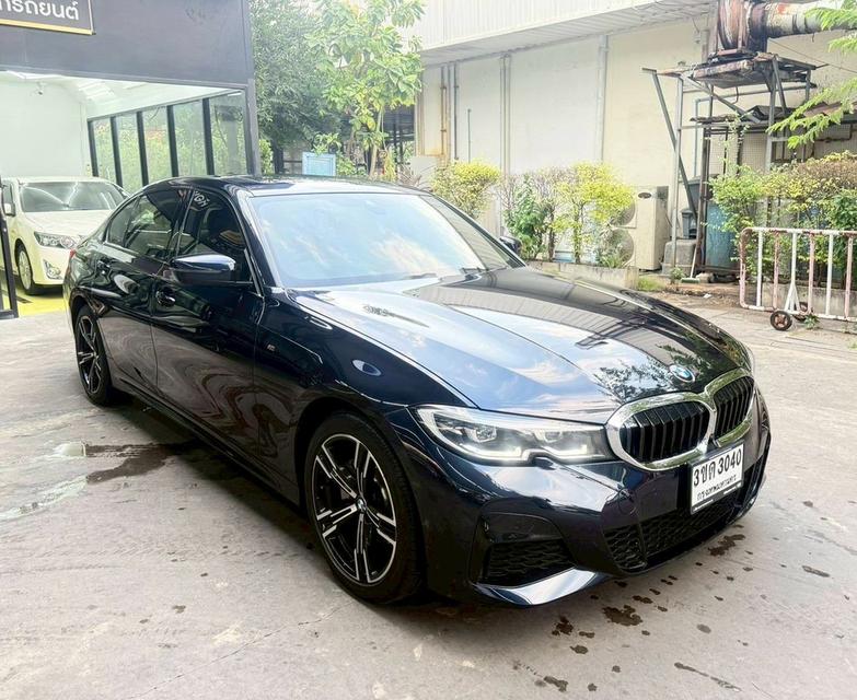 รหัสรถ AP3040 BMW 330Li M Sport ปี 2022