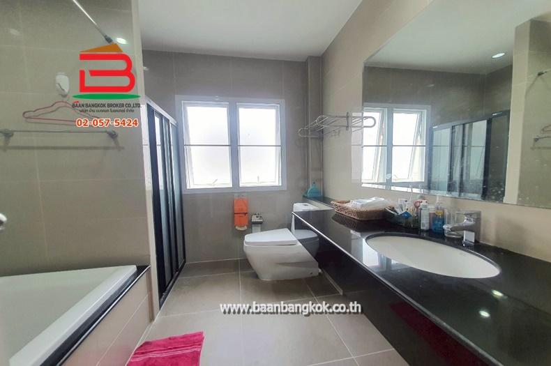 บ้านเดี่ยว หมู่บ้าน แกรนด์คาแนล ดอนเมือง หลังมุม เนื้อที่ 139.6 ตรว. ถนนวิภาวดี-รังสิต แขวงสีกัน เขตดอนเมือง กรุงเทพมหานคร 9
