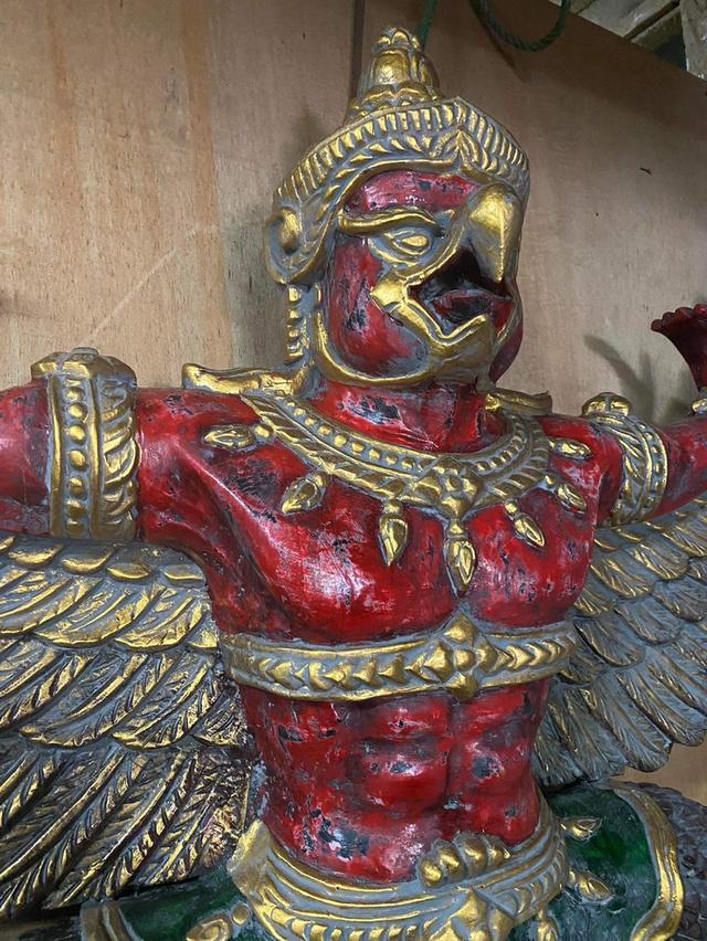 พญาครุฑไม้แกะ องค์ใหญ่ ขนาด145ซม ครุฑไม้เก่า