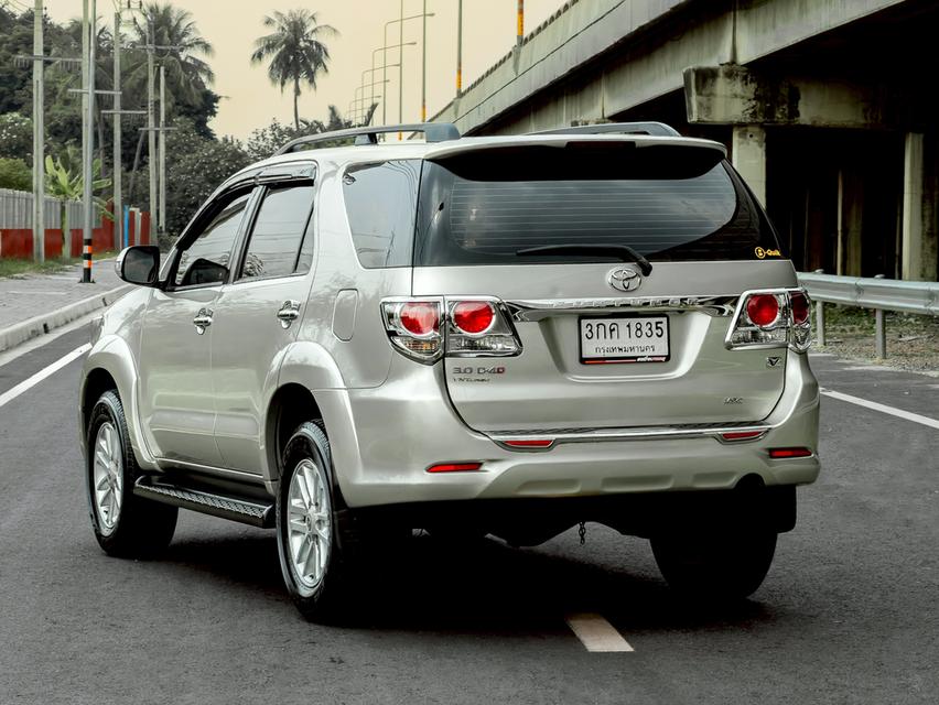 ฟรีดาวน์ FORTUNER 3.0 ขับ4 ปี2014 รูปที่ 6
