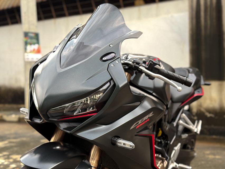 Cbr650r 16