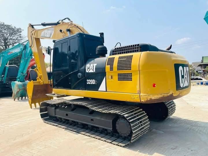 CAT320D2 TDZ 4