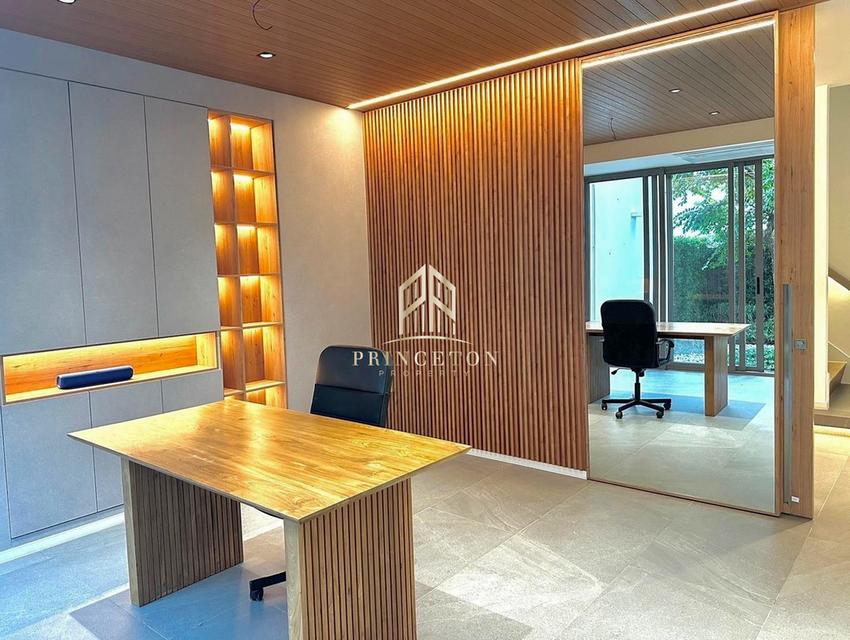 VIVE Rama 9 – Luxurious 3-Story Home in Modern Japanese Design 10