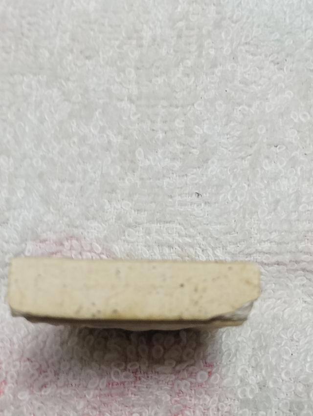 พระสมเด็จ หลวงพ่อรักษ์ วัดสุทธาวาสวิปัสสนา จ.อยุธยา รุ่นเบิกฟ้า เนื้อผงพุทธคุณฝังตะกรุดมหานิยม ๑ ดอก ปี ๒๕๕๒ 7