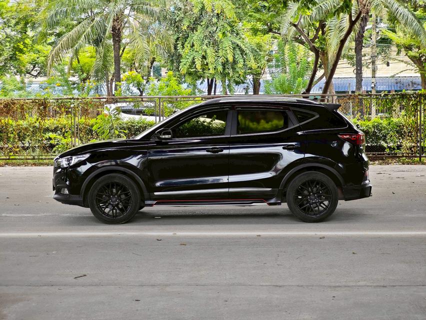 ขายรถ MG ZS 1.5X sunroof ปี 2020 สีดำ เกียร์ออโต้ 7