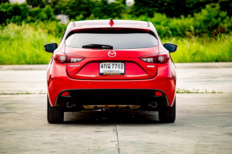 Mazda3 Skyactiv 2.0S Hatchback ปี 2015 สีแดง  7