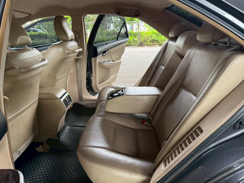 Toyota Camry 2.5 Hybrid CD AT ปี 2013 16