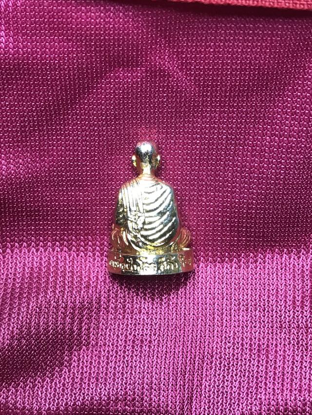 รูปหล่อลอยองค์สมเด็จพุฒาจารย์โต ออกวัดสรพงษ์ จ.นครราชสีมา รุ่นวันนี้รวย