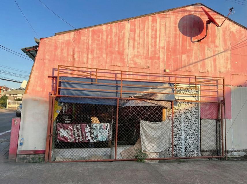 ให้เช่าร้านค้าพร้อมที่พักอาศัย 1 ชั้น 25 ตร.ว. ทำเลดี ถ.สังคมสงเคราะห์ ติด ซ.15 2