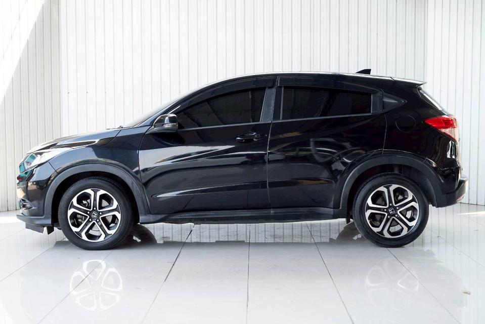 HONDA HRV 1.8 E ปี 2016 สีดำ โฉม ปี14-21 รูปที่ 5