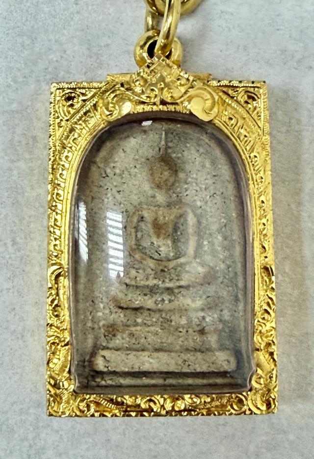 พระสมเด็จวัดระฆัง พิมพ์ใหญ่ เกศทะลุซุ้ม ปี พ.ศ. 2409-2415