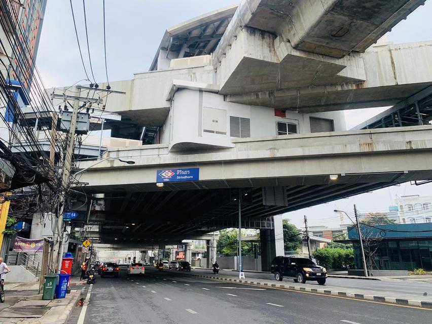 ขายบ้านเดี่ยวไม้ 2 ชั้น ในซอยจรัญฯ 62 แยก 3 ติดรถไฟฟ้าศิริธร หรือแยกบางพลัด