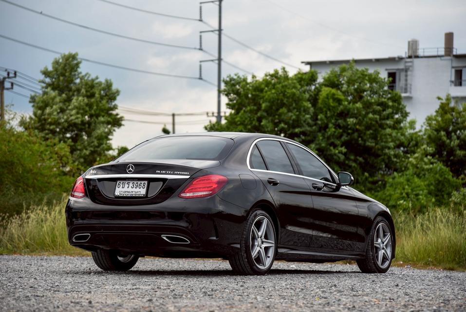 รหัสรถ CBL3968 -Benz C300 BLUETECHYBRID AMG W205 AT 2015