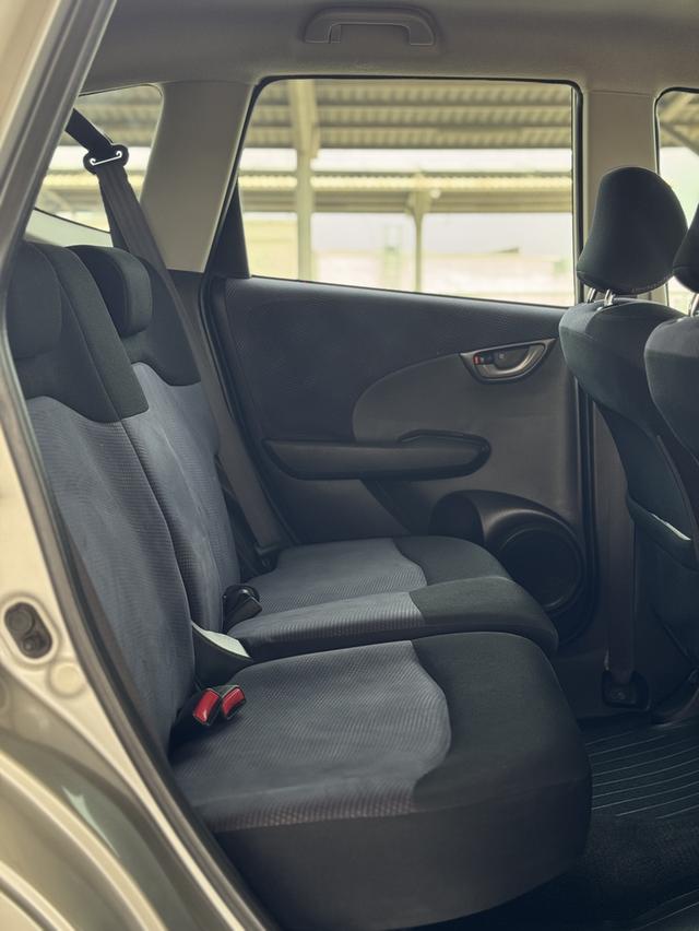 HONDA JAZZ GE 2011 AUTO IVTEC 17