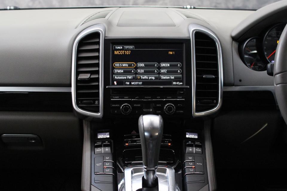 รหัสรถ JRS446 Porsche Cayenne Hybrid 2013 ราคาไม่ถึงล้านได้ไปคุ้มแน่นอน รูปที่ 14