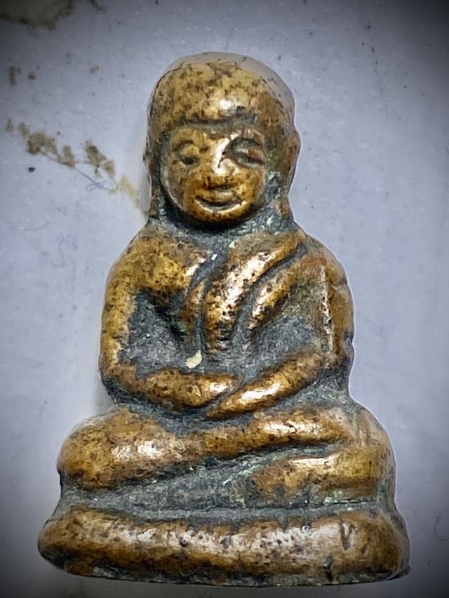 รูปหล่อหล่อโบราณ เก่าๆ