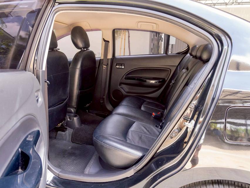 Mitsubishi Attrage 1.2 GLS ปี 2017 13