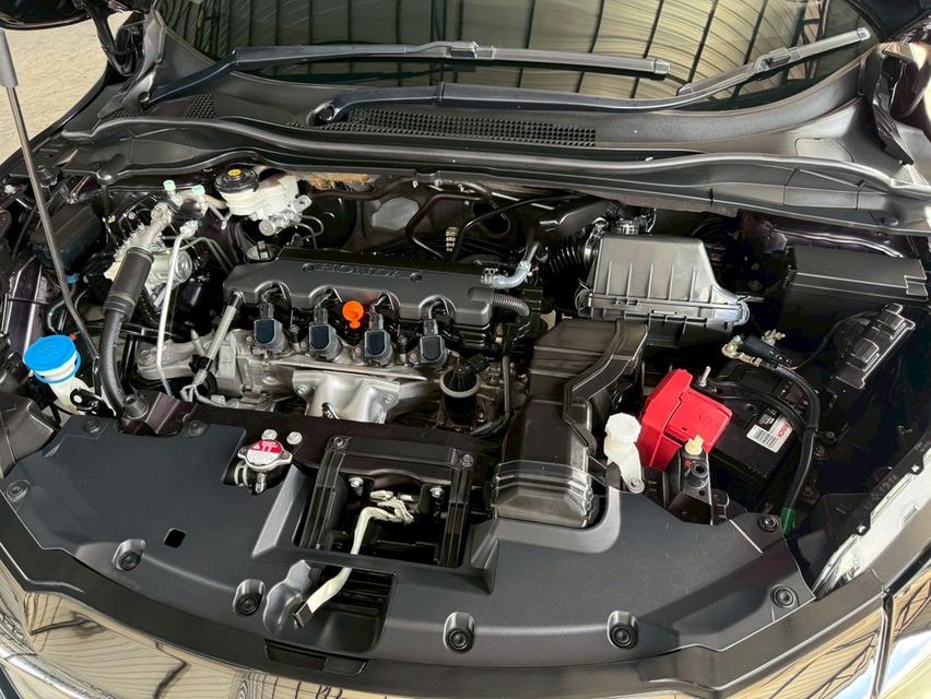 Honda HRV 1.8E ปี19 18