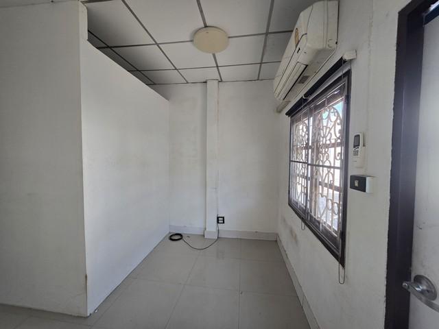 ให้เช่า ทาวน์เฮ้าส์2ชั้น หลังมุม เอกชัย 46 ชุมชนใกล้ Big Cกัลปพฤกษ์ 7