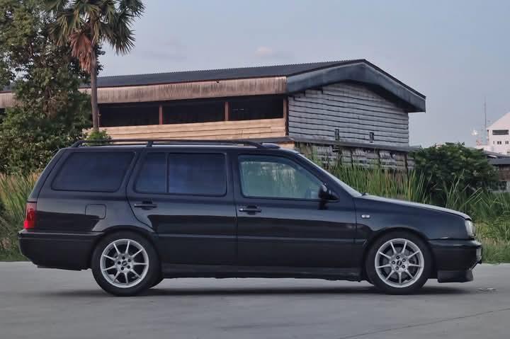 Volkswagen Golf ปี 1997