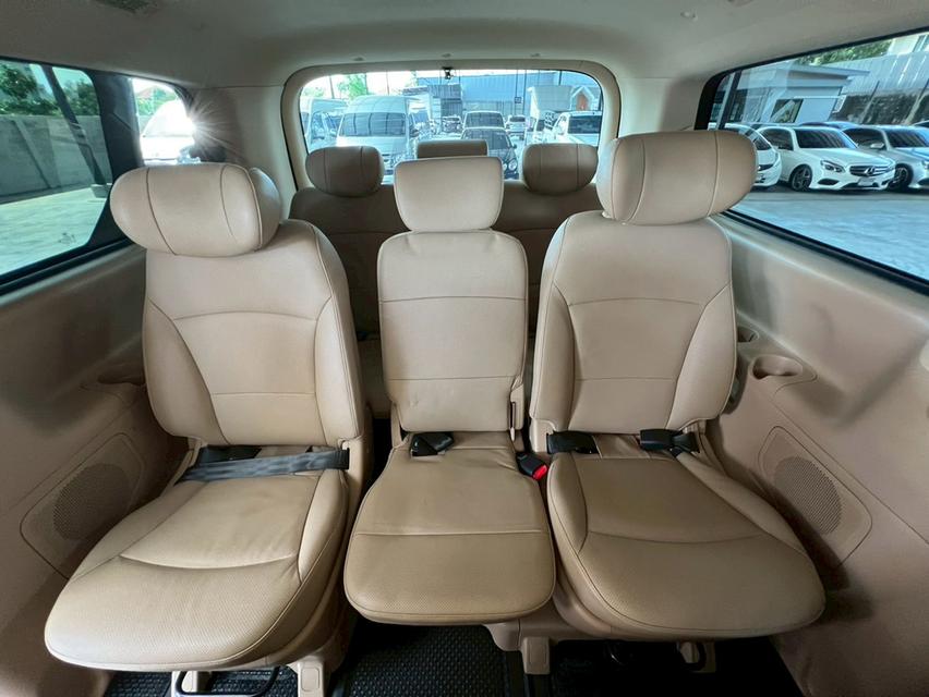 ปี 2021 HYUNDAI H1, DELUXE สภาพสวย 14