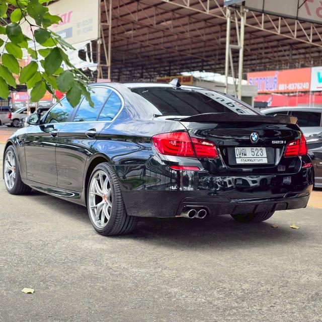 รหัสรถ BAC523 🚗💨BMW 523i Highline (F10) ปี 2011 สีดำ 8