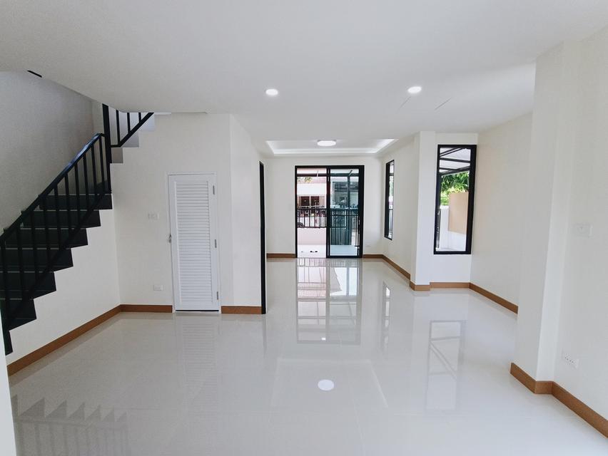 ขายบ้านเดี่ยว 2 ชั้น บ้านฟ้ากรีนพาร์ค เฟส2 รังสิต-คลอง2 มี 3 ห้องนอน 2 ห้องน้ำ ใกล้ตลาด รีโนเวทพร้อมอยู่ (TS0037) 10