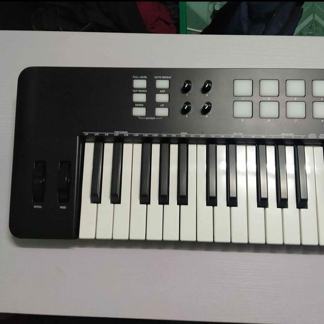 คีย์บอร์ดไฟฟ้า Alesis MKII  2