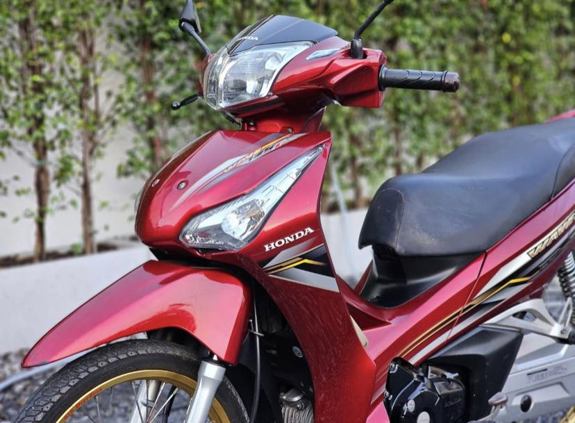 Honda Wave 125 i สีแดง 2