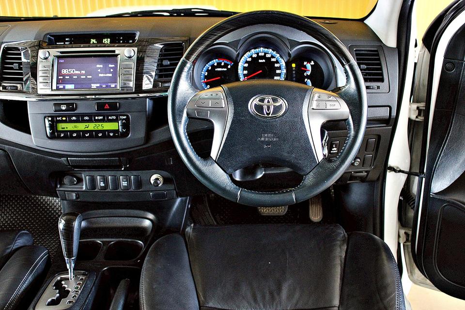 Fortuner 3.0 V เห็นโพสต์นี้จาก ENNXO อยู่ใช่ไหมครับ? สนใจคันนี้แจ้งมาได้เลย มีราคาพิเศษเฉพาะลูกค้าที่มาจาก ENNXO ครับ รูปที่ 8