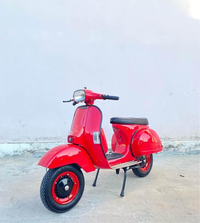 Vespa PX150 หัวเหลี่ยมคลาสสิค ราคาสุดคุ้ม