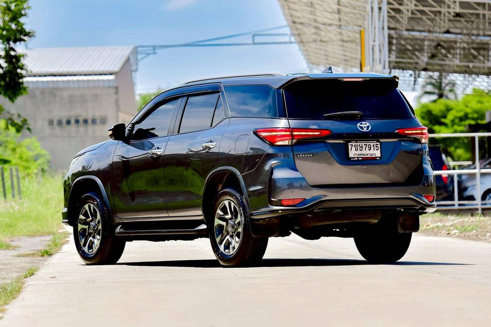 Toyota Fortuner 2.4Leader ปี23 รูปที่ 5
