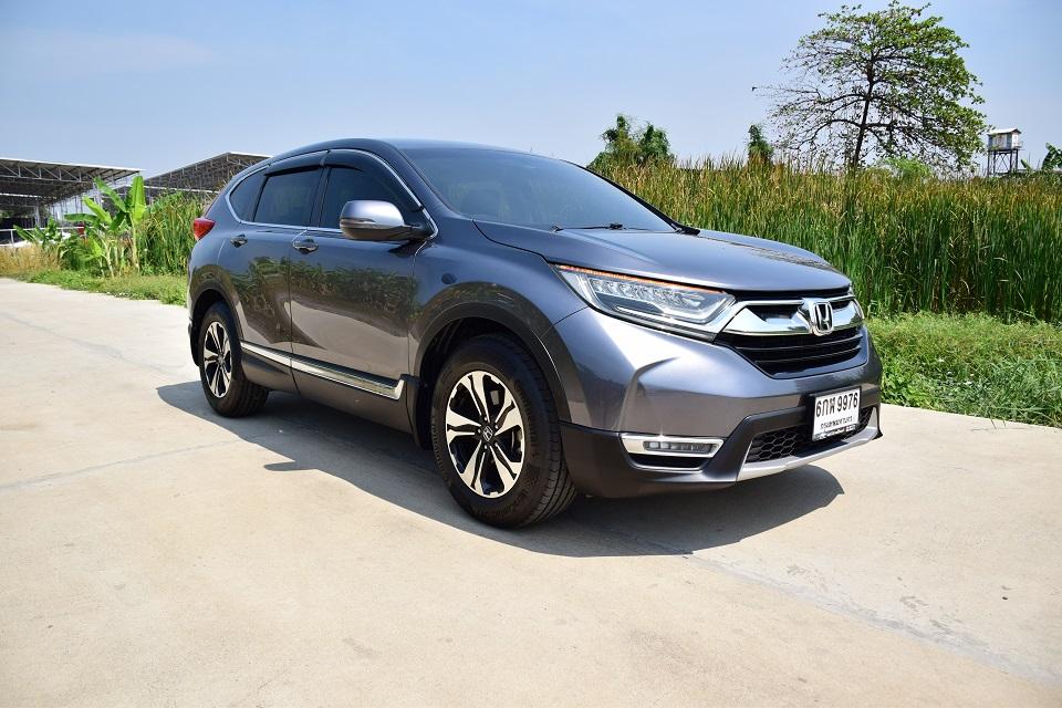 ปี2018 รถมือเดียวฟรีดาวน์ HONDA CR-V 1600 CC ดีเซลTURBO เบาะหนังแท้ 3ตอน ปรับไฟฟ้า แอร์หน้า หลัง ยางใหม่ประหยัดน้ำมันสุดๆ โทร0957401229 ไอดีไลน์ UTBP