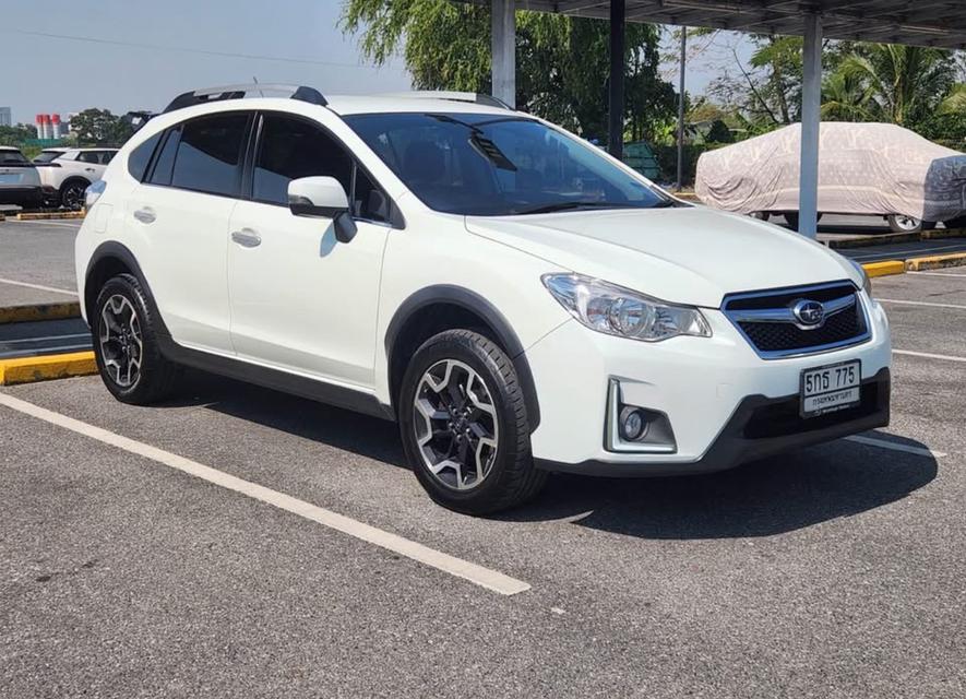 ขาย SUBARU XV สีขาว ปี 2016 รถมือสอง 2