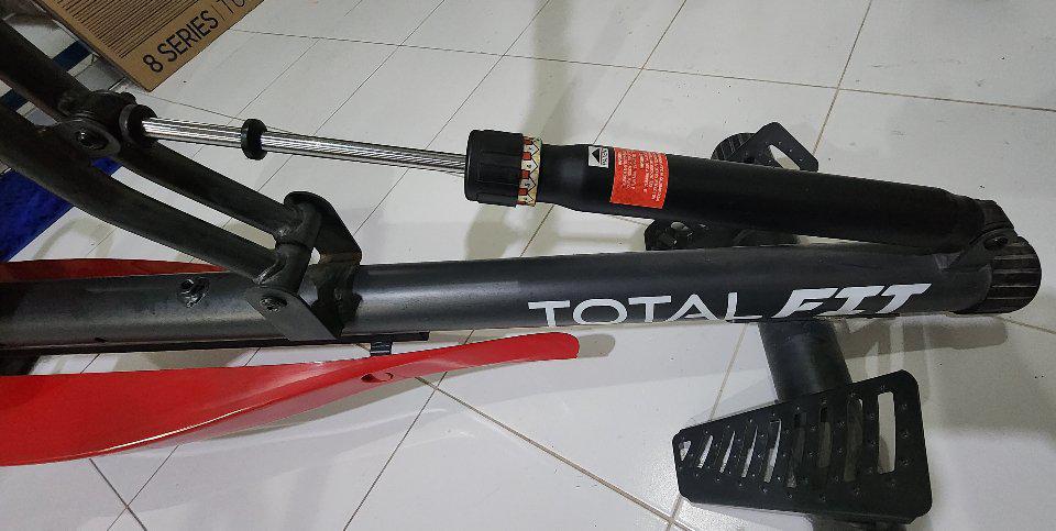 กรรเชียงบก Total fit สีแดงดำ 3
