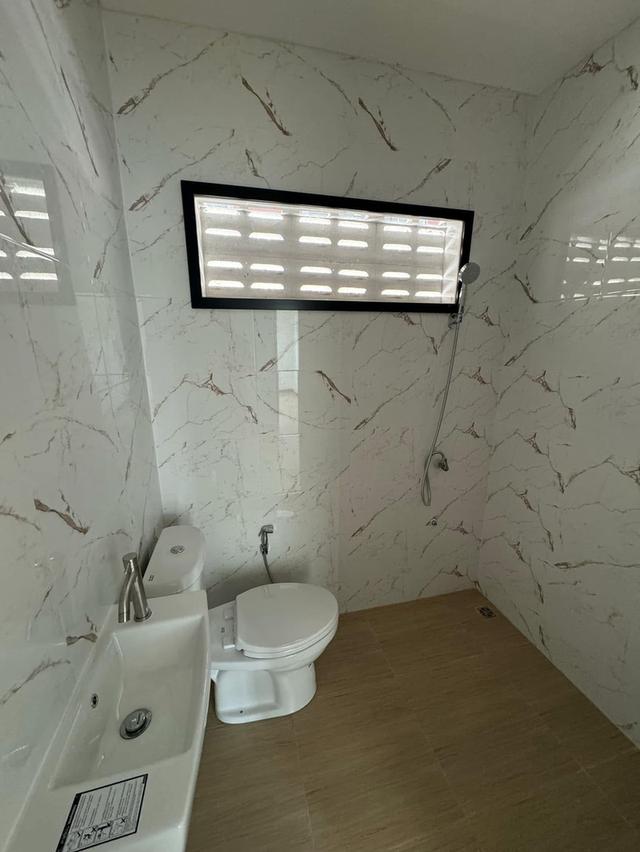 ทาวน์เฮ้าส์หลังริม บางกรวย-ไทรน้อย หมู่บ้าน ศรีประจักษ์ 5 9